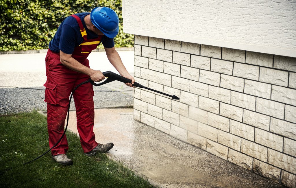 Professional house washing services with advanced equipment and experienced staff by Cleanify in Tauranga